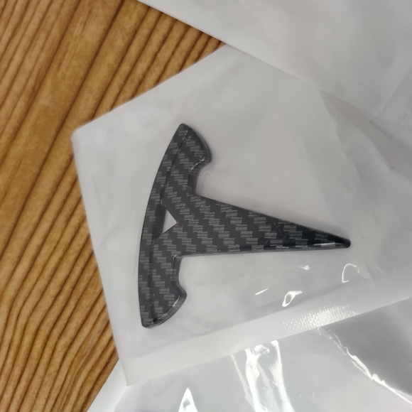 Tesla Emblems 3 In Set - Picture 4 of 9
